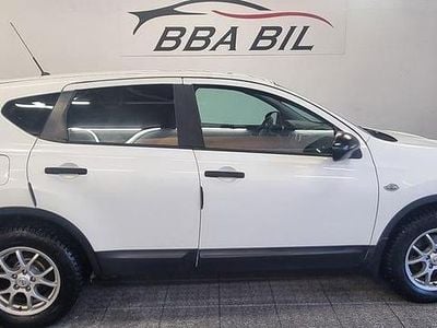 Vit Begagnad 2011 Nissan Qashqai SUV | 49 000 kr (Lite dyr)