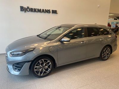 begagnad Kia Ceed Sportswagon PLUG-IN HYBRID ADVANCE PLUS * FINANS*