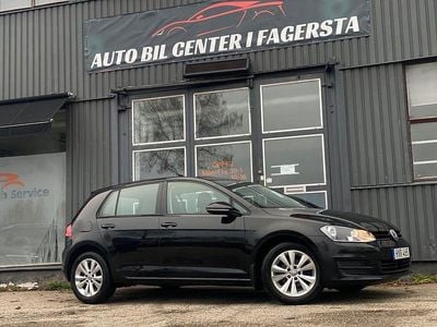 Begagnad VW Golf VII 110 HK (80 kW) 2015 Svart Halvkombi