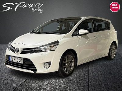 Vit Begagnad 2012 Toyota Verso Executive Minibuss | 129 900 kr (Marknadspris)
