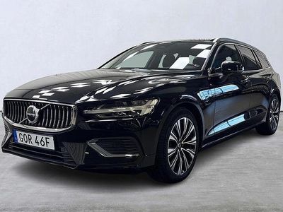 Svart Begagnad 2022 Volvo V60 Core Kombi | 389 900 kr (Marknadspris)