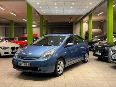 Blå Begagnad 2005 Toyota Prius Halvkombi | 89 900 kr (Dyr)