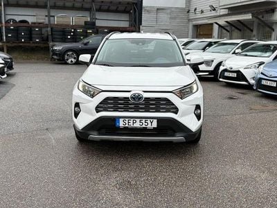 Vit Begagnad 2020 Toyota RAV4 Hybrid Active SUV | 234 900 kr (Dyr)