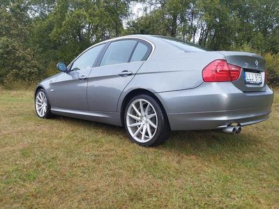 BMW 325