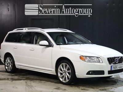 Vit Begagnad 2012 Volvo V70 Summum Kombi | 79 900 kr (Marknadspris)