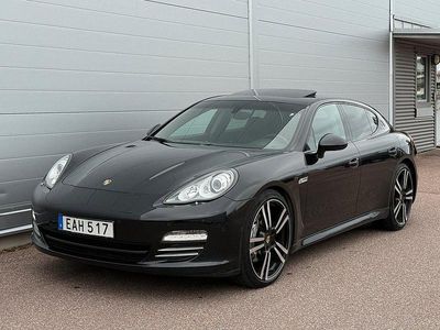 Porsche Panamera 4S