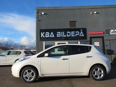 Begagnad Nissan Leaf 80 kW (109 HK) 2014 Vit Halvkombi