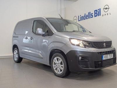 Grå Begagnad 2019 Peugeot Partner GT-line Minibuss | 129 000 kr (Superpris)