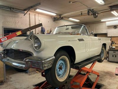 Begagnad 1957 Ford Thunderbird Cab | 315 000 kr