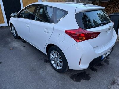 begagnad Toyota Auris 1.4 D-4D Euro 5