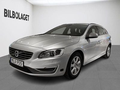 Silver Begagnad 2014 Volvo V60 Momentum Kombi | 139 800 kr (Marknadspris)