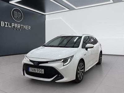 Vit Begagnad 2021 Toyota Corolla Style Kombi | 209 900 kr (Bra pris)