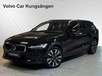 Begagnad 2023 Volvo V60 CC Plus Kombi | 399 900 kr (Marknadspris)