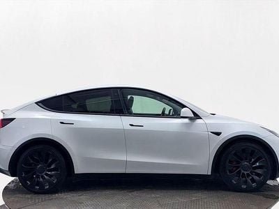 Begagnad Tesla Model Y Performance 392 kW (534 HK) 2023 Vit SUV