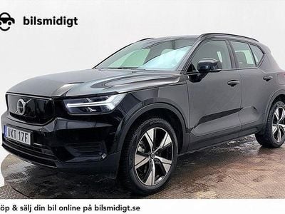 Svart Begagnad 2021 Volvo XC40 SUV | 304 900 kr