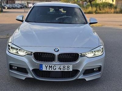 BMW 330e