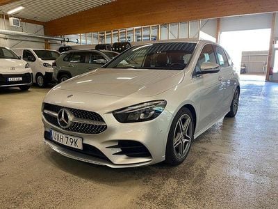 Mercedes B200