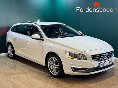 Begagnad Volvo V60 Momentum 163 HK (119 kW) 2013 Vit Kombi