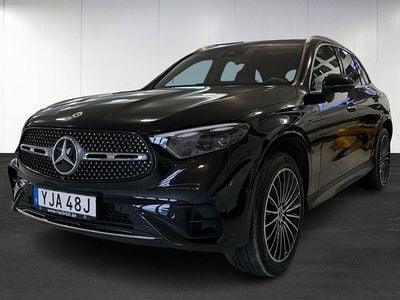 Svart Begagnad 2023 Mercedes GLC300e Premium SUV | 599 900 kr