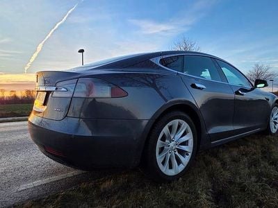 Midnight silver metallic Begagnad 2019 Tesla Model S Long Range AWD Halvkombi | 339 500 kr (Marknadspris)