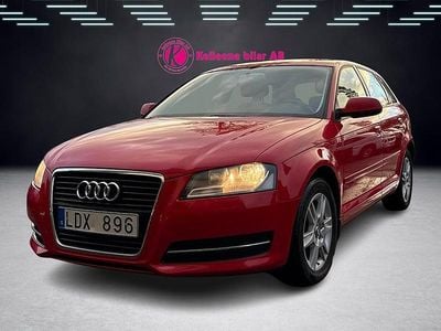 Röd Begagnad 2010 Audi A3 Sportback Attraction Halvkombi | 49 900 kr (Marknadspris)