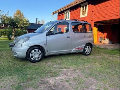 Toyota Yaris Verso
