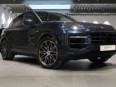 Begagnad Porsche Cayenne 305 HK (224 kW) 2023 Blå SUV