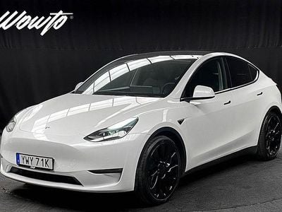 Vit Begagnad 2022 Tesla Model Y Performance SUV | 379 800 kr (Bra pris)