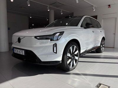 Vit Ny 2025 Volvo EX90 Ultra SUV | 939 900 kr