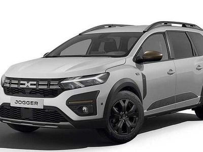 Grå Begagnad 2024 Dacia Jogger Minibuss | 269 900 kr