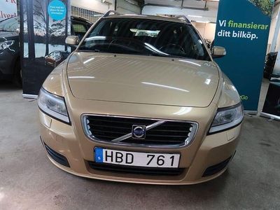 Ljusbrun (brun) Begagnad 2008 Volvo V50 Kinetic Kombi | 54 900 kr (Marknadspris)