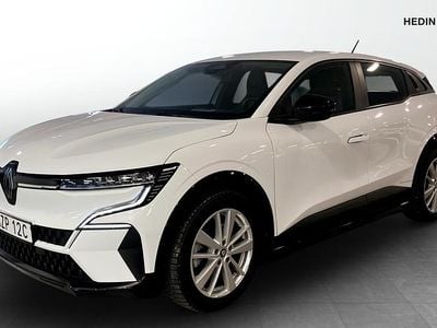 Begagnad Renault Megane E-Tech Equilibre 96 kW (131 HK) 2022 Glaciär vit Halvkombi