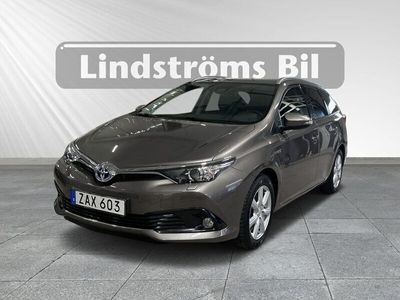 begagnad Toyota Auris Touring Sports Hybrid 1,8 V-HJUL