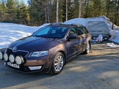 begagnad Skoda Octavia OctaviaKombi 1.6 TDI 4x4