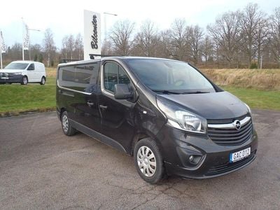 Svart Begagnad 2018 Opel Vivaro Minibuss | 139 000 kr (Bra pris)
