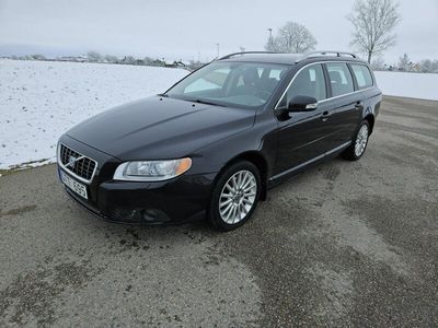 begagnad Volvo V70 2.5T Geartronic Summum Euro 4