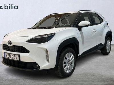 Vit Begagnad 2022 Toyota Yaris Cross Active SUV | 249 900 kr (Marknadspris)