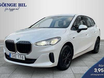 Vit Begagnad 2022 BMW 225 Shadowline Kombi | 289 000 kr (Marknadspris)