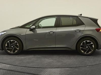 Grå Begagnad 2023 VW ID.3 Pro Performance Halvkombi | 279 900 kr (Marknadspris)