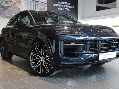 Begagnad Porsche Cayenne 305 HK (224 kW) 2024 Blå SUV
