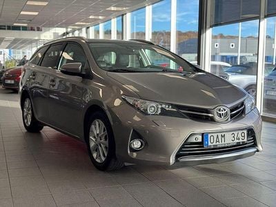 Brun Begagnad 2013 Toyota Auris Touring Sports Kombi | 99 900 kr (Dyr)