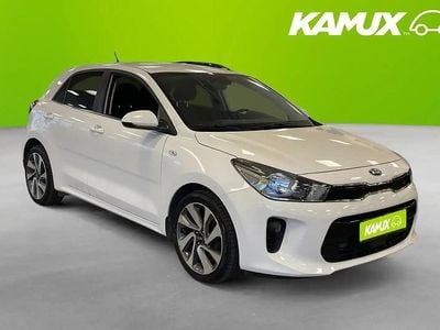 Vit Begagnad 2017 Kia Rio Halvkombi | 144 800 kr (Marknadspris)