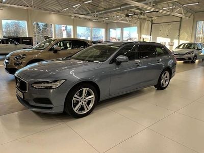Blå Begagnad 2017 Volvo V90 Kombi | 217 900 kr (Marknadspris)
