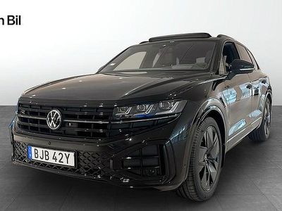 Svart Ny 2025 VW Touareg R-line SUV | 899 900 kr (Superpris)