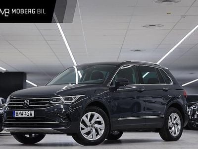 Grå Begagnad 2022 VW Tiguan Elegance SUV | 299 900 kr (Bra pris)