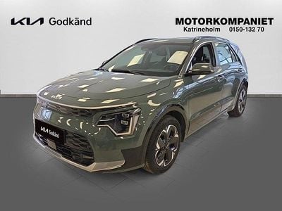 Begagnad Kia e-Niro 150 kW (204 HK) 2023 Grön SUV