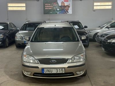 begagnad Ford Mondeo 2.5 V6 Automat Handikappanpassad Dragkrok