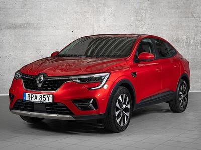 Röd Begagnad 2022 Renault Arkana Zen SUV | 214 900 kr (Marknadspris)