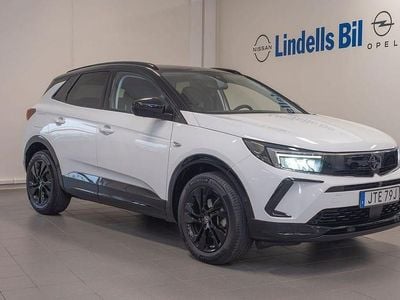 Vit Begagnad 2024 Opel Grandland X SUV | 259 000 kr (Marknadspris)