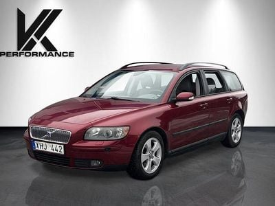 Röd Begagnad 2006 Volvo V50 Kinetic Kombi | 24 700 kr (Bra pris)